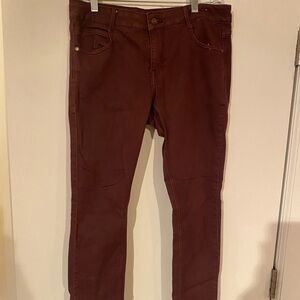 Skinny jeans maroon